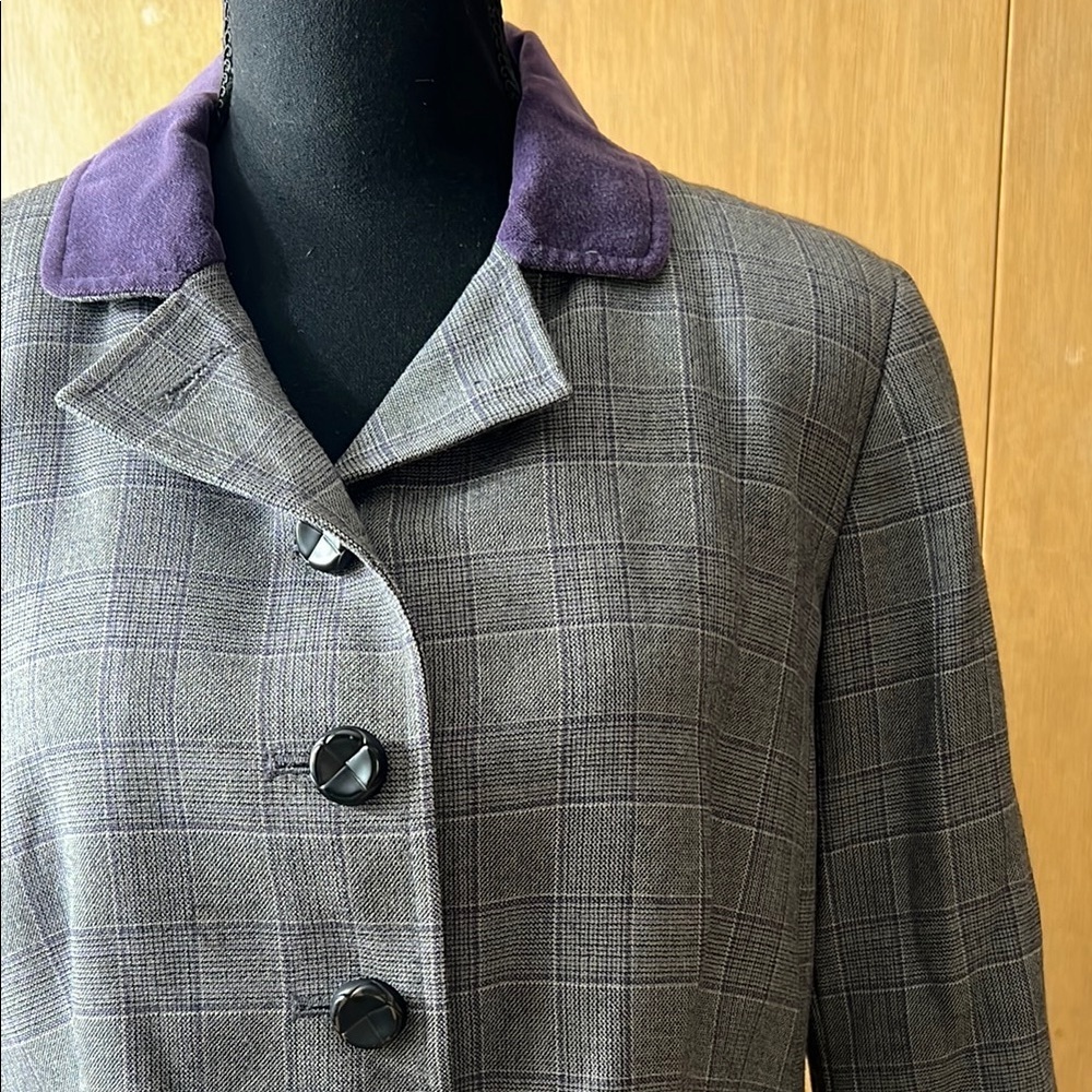 Pendleton Gray and Purple Plaid  Notched Lapel and Tailored Fit - Picture 3 of 7